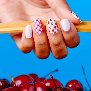 Color Street Cherry-Picked Dry Polish + Bonus